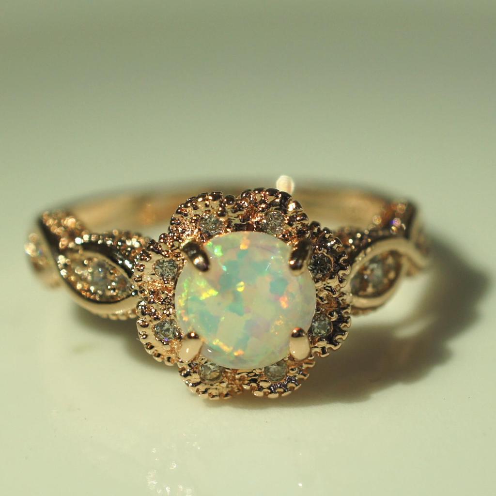 Opal Rings: Fashionable European & American Couple Jewelry