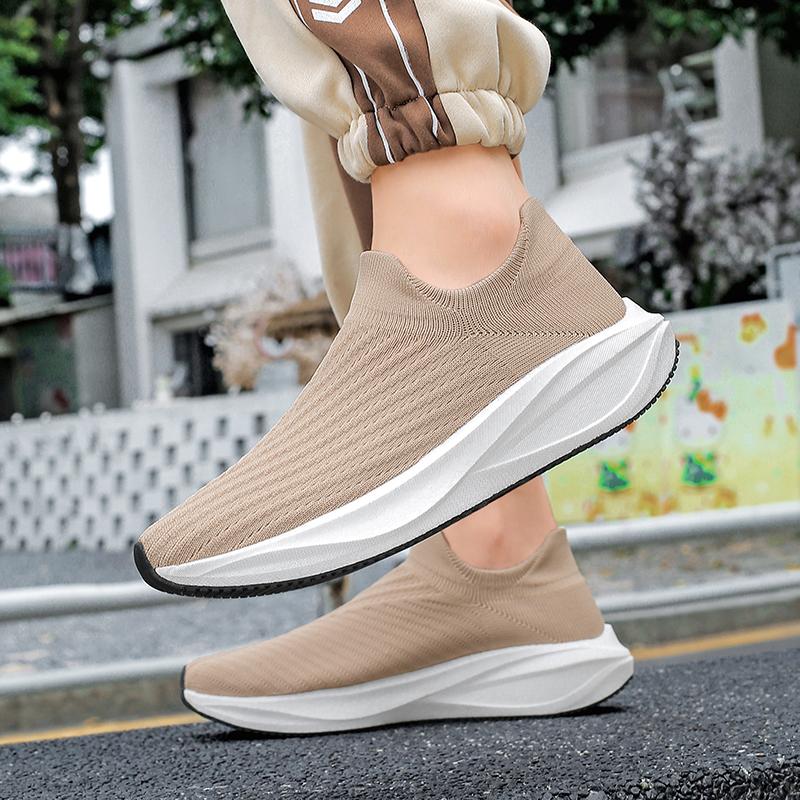 Unisex Ultra Light Flyknit Sock Walking Shoes Contrast Panel Non Slip Sport Sneakers Sizes 36-45 for Walking Travel and Daily Wear