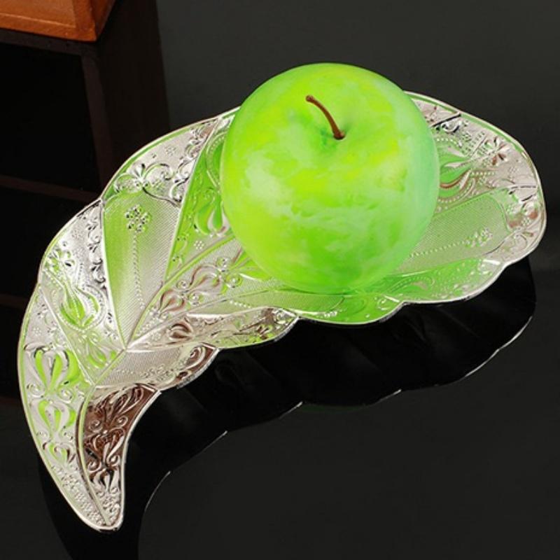 Fruit Tray, Alloy Cake Plate, Silver Large-Sized Leaf Shape Snack Disc,Nuts Organizer Wedding Party Desktop Decoration,22.5 cm