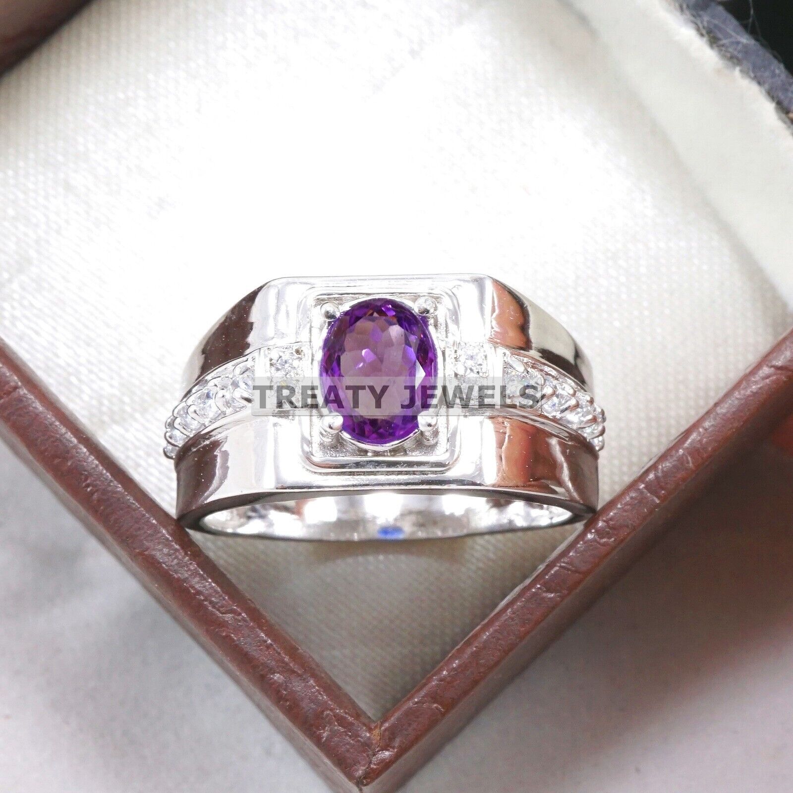 

Amethyst Oval Cut Gemstone With 925 Sterling Silver Ring For Men s #A700 JL375658915060 4-16 US срібний
