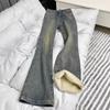 Damen Retro Hochwertige Übergröße Winter Micro-Flared Jeans - Nicht eng anliegend, Bodenlange Hosen