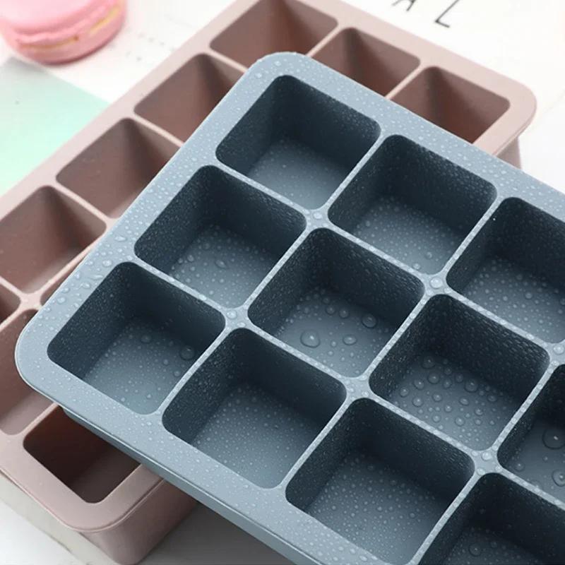 Silicone Ice Cube Mold 3 Color Big Grid Ice Cube Maker Flexible Silicone Ice Cube Tray with Lid Kitchen Gadgets and Accessories
