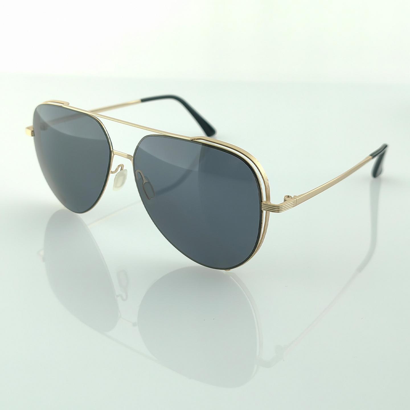 

Men s Classic Double Bridge Polarized Metal Sunglasses for Driving, Riding, and Fishing