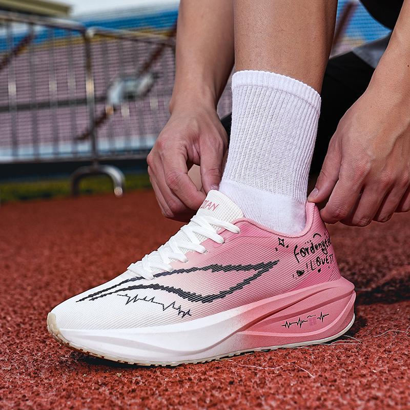 

Graffiti gradual change color running shoes flying men s and women s sports shoes students spring new ultralight racing shoes casual men s 44