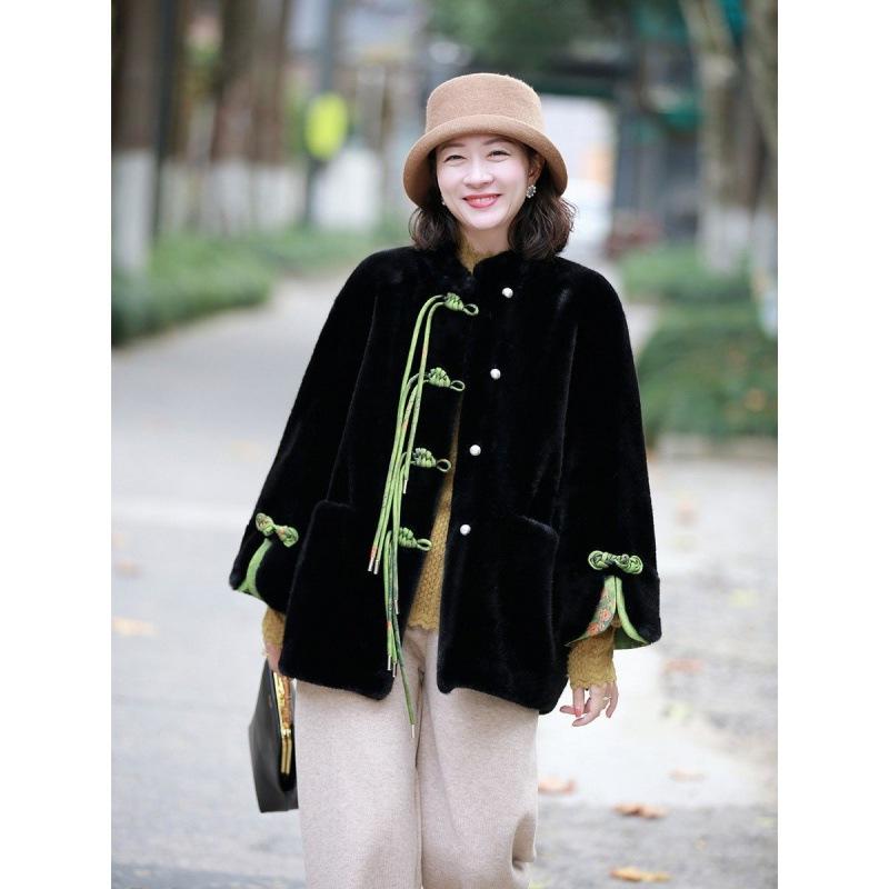 

buckle autumn and winter new floating flower temperament light luxury pearl buckle large version warm elegant coat women 3XL чёрный