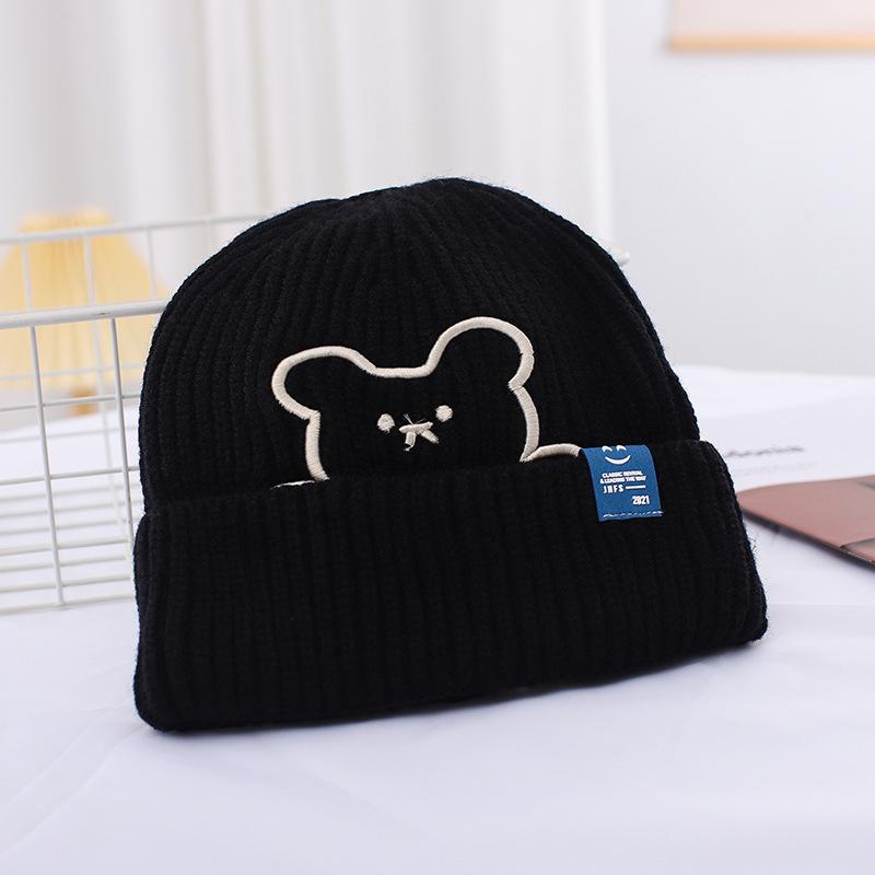 Зимові літерні вовняні шапки Жіночі корейські модні теплі в'язані шапки Шапки для захисту вух