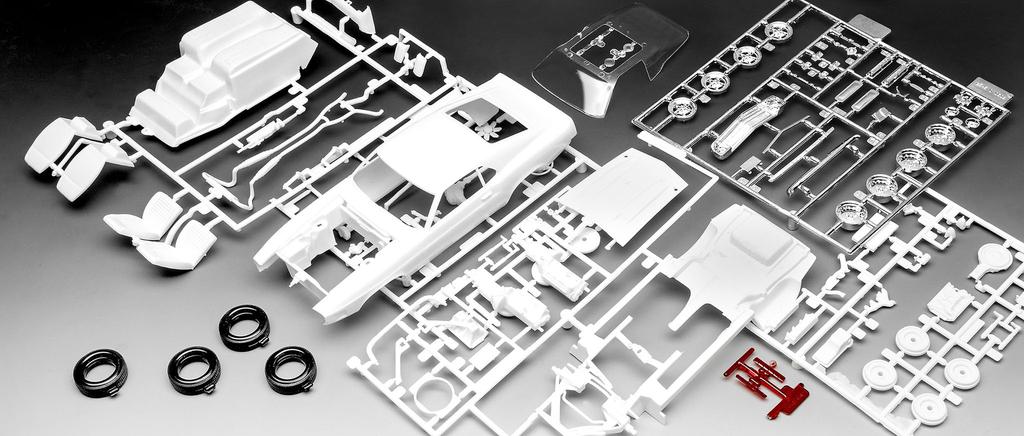 Revell Shelby Mustang GT500 Plastic Model Kit 07729 1/25 '70 (Automobile)