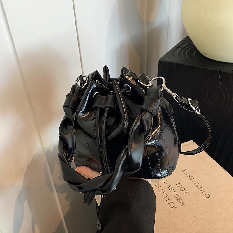 Trendy Womens Summer Pu Bucket Bag Fashionable Casual Crossbody Handbag