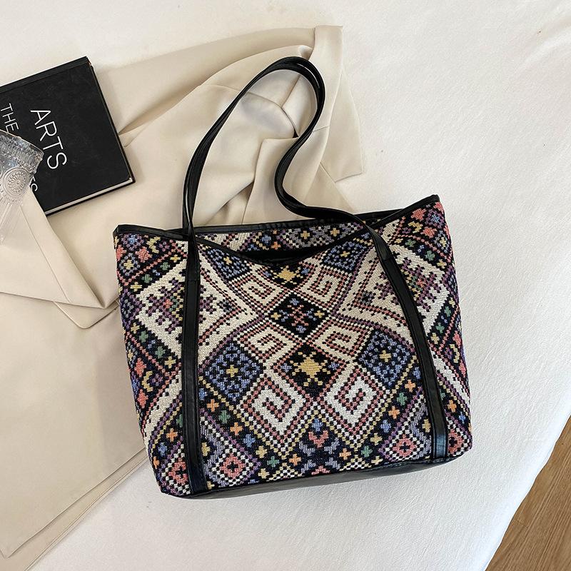 Trend Simple Large-capacity Bag Women's 2025 Popular Autumn New Trendy Fashion Contrasting Color Single Shoulder Ethnic Style Tote Bag