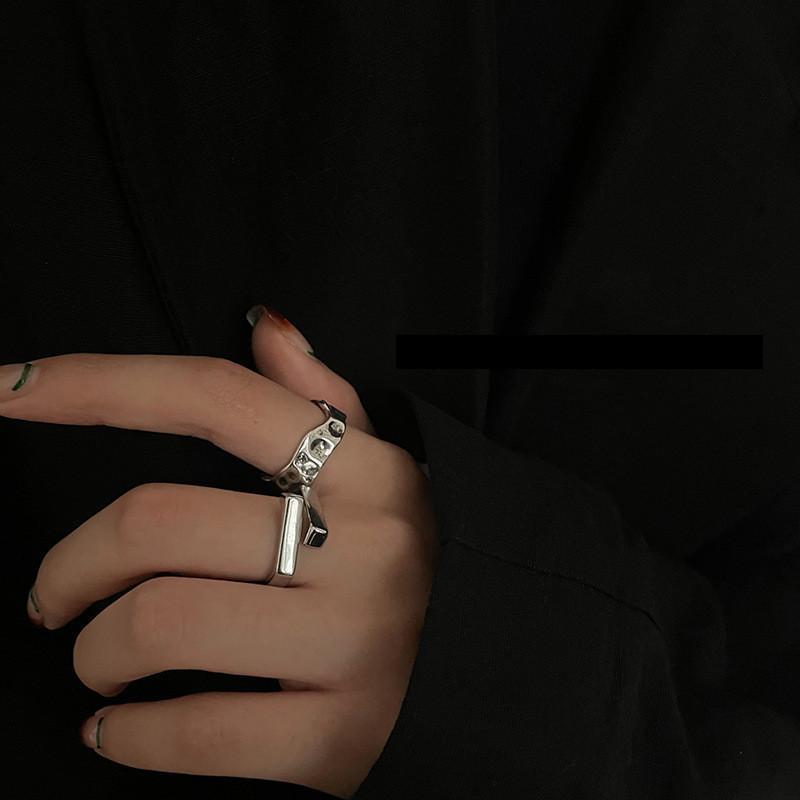 Elegant Silver Plated Geometric Wave Design Ring For Women With Fit Adjustable