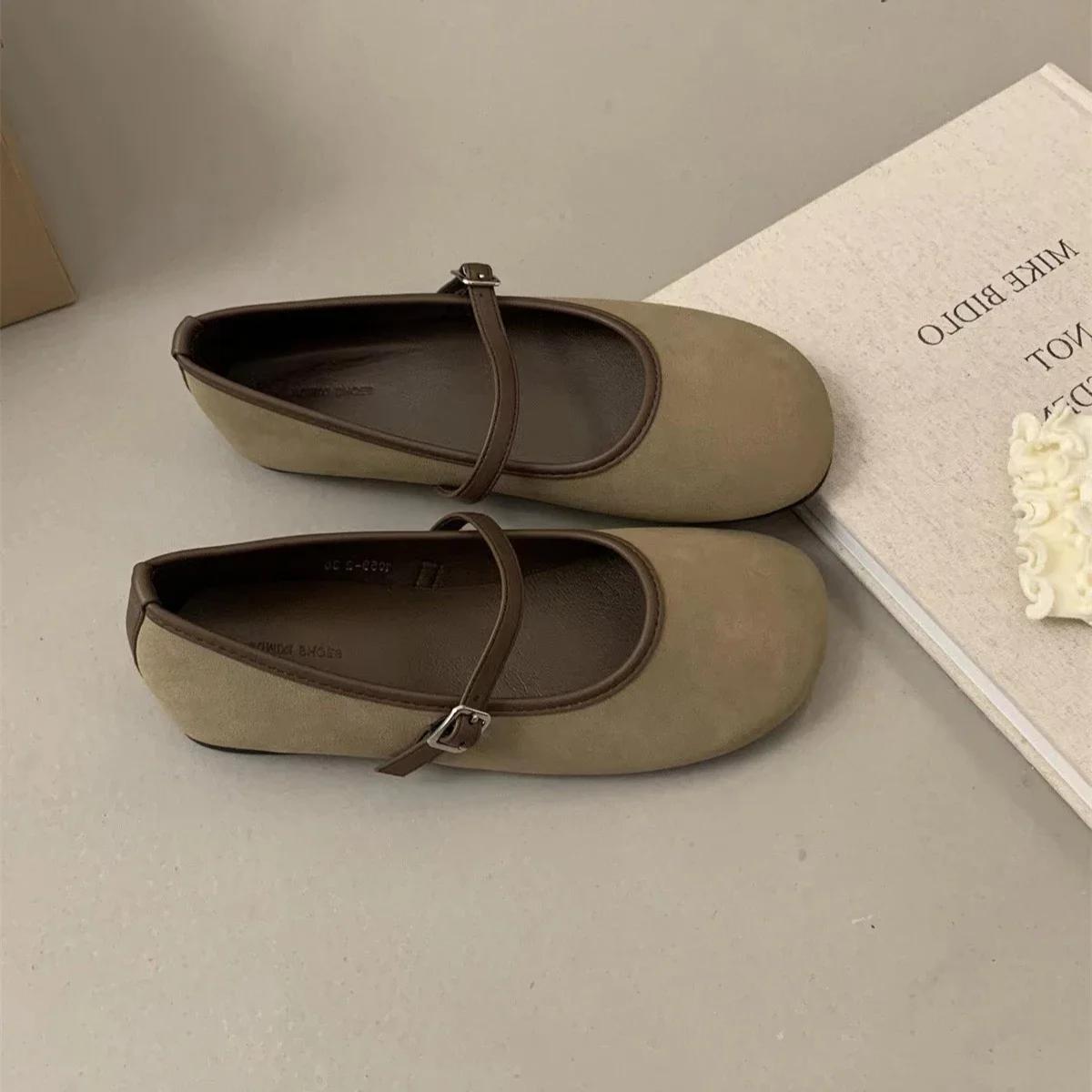 Модные женские туфли на плоской подошве с круглым носком и леопардовым принтом — фото 8