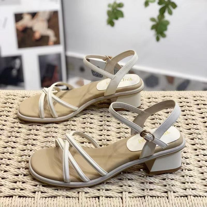 New Women's Strappy Sandals with A Single Strap Medium Heel and Thick Heel Versatile Shoes