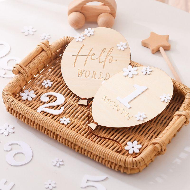 Baby Wooden Balloon Milestone Cards Exquisite Workmanship 1Set Newborn Shooting Props for Baby Growth Memory Keeping