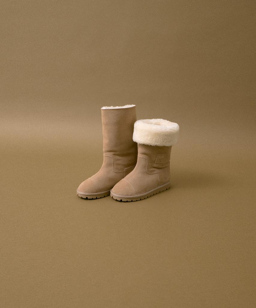 Howus Howus Shearing Boots (Beige)