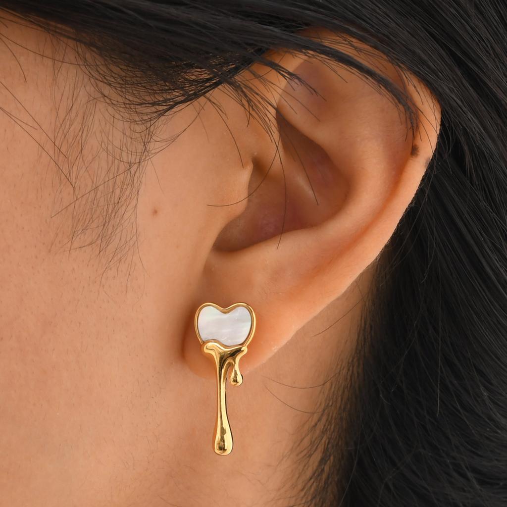 Stainless Steel Stud Earrings Full-gloss White Shell Heart-shaped Liquid Earring for Women Gold Color Chic Simple Jewelry Party