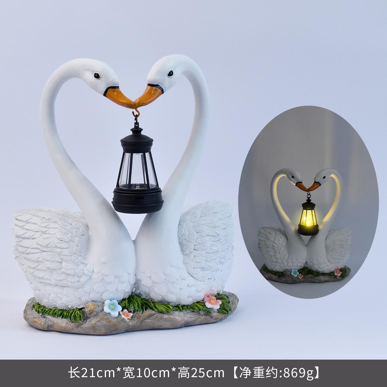

JYL TS/153,Hot Sale Couple Swan Garden Decor Figurine Garden Statue Home Solar Outdoor Light Resin Craft One Size персидский сливовый