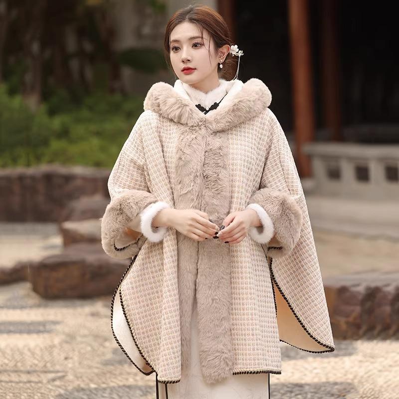 

Шаль в стиле Республики Китай с ретро-литературным и универсальным плюшевым толстым накидкой, шерстяной кардиган с капюшоном average size бежевый