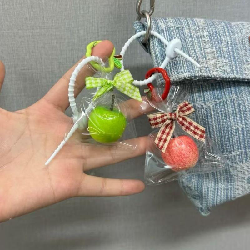 1/2 Stück Lustiger Kreativer Weihnachten Frieden & Freude Apfel Schlüsselanhänger Realistischer Fruchtanhänger Taschenanhänger Dekoration Heiligabend Geschenke