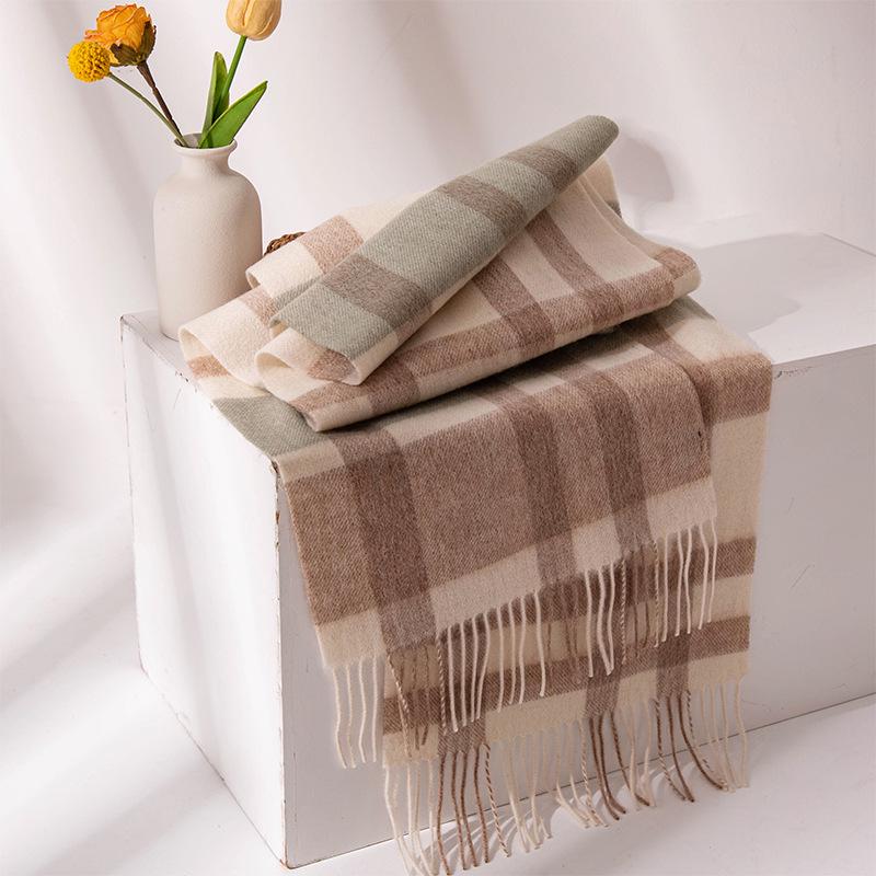 Elegant Women's Wool Plaid Scarf: Sun Protection & Warm Tassel Shawl