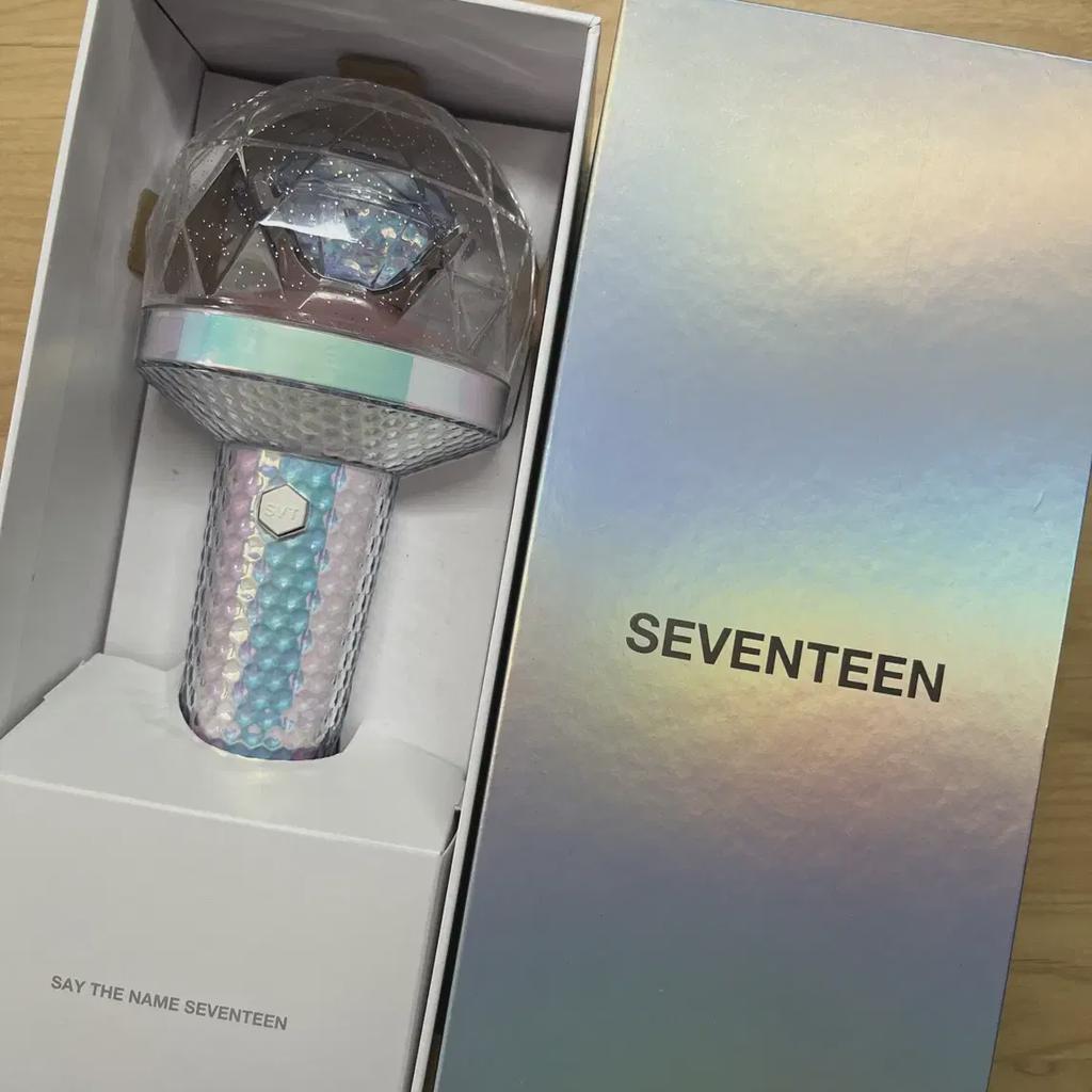 Seventeen Lightstick Ver 2 