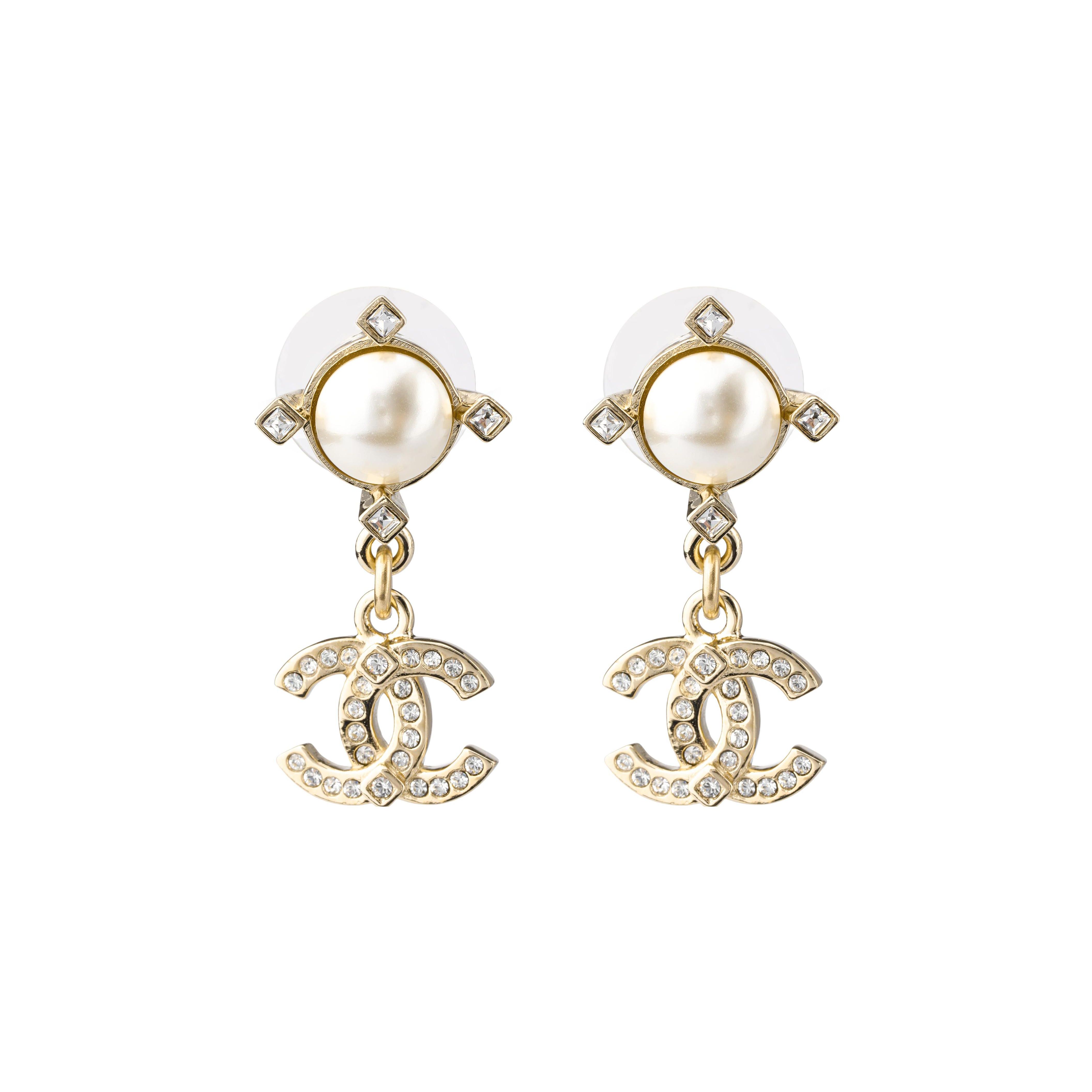 

Chanel Metallic Imitation Pearl Rhinestone Crystal Earrings Women earrings Gold Imitation-Pearl-White AB6386-B06037-NC861 Gold