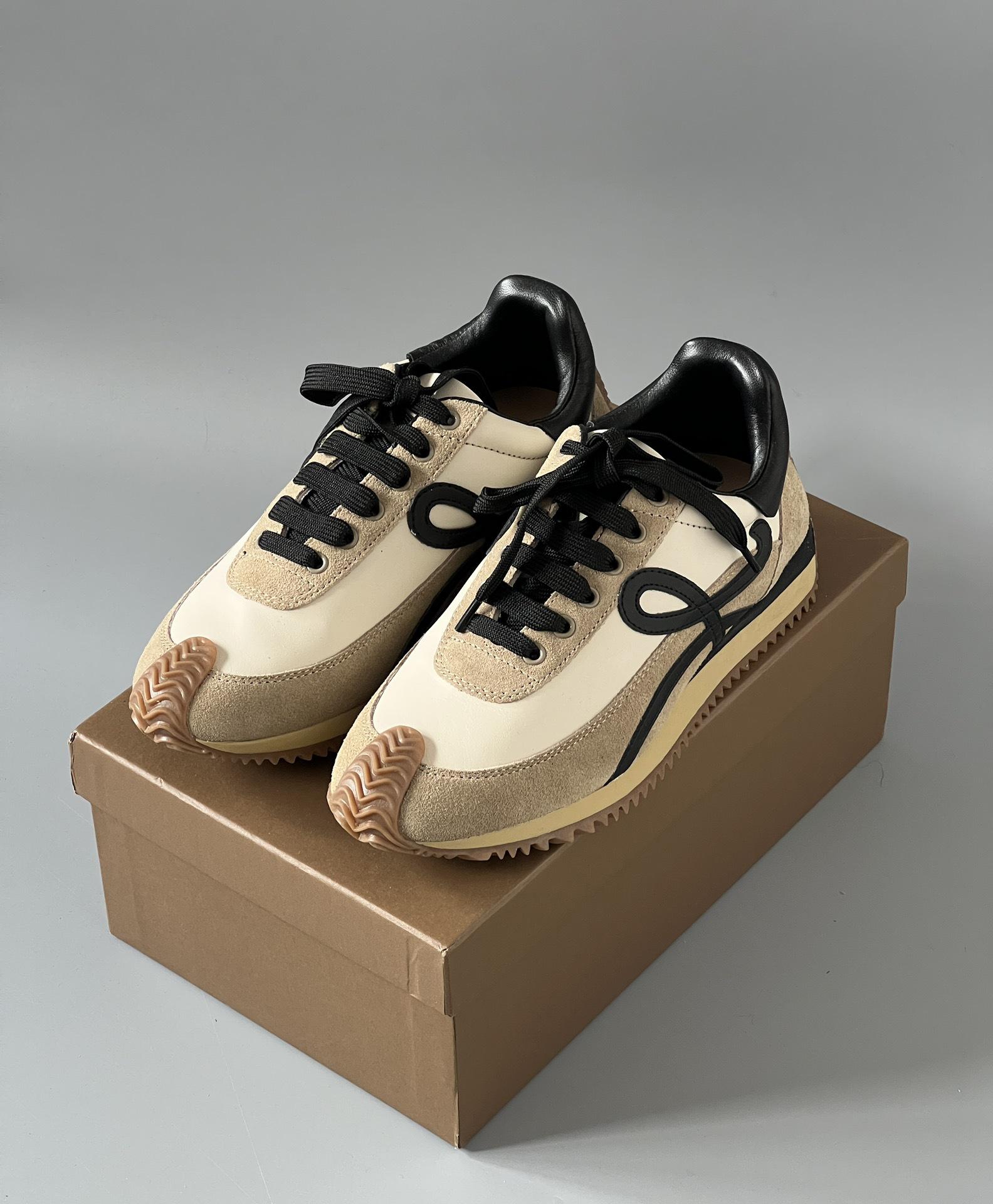 

Удобные ретро-кроссовки в немецком стиле — женская универсальная спортивная обувь на толстой подошве для осени и зимы 39 чёрный/коричневый