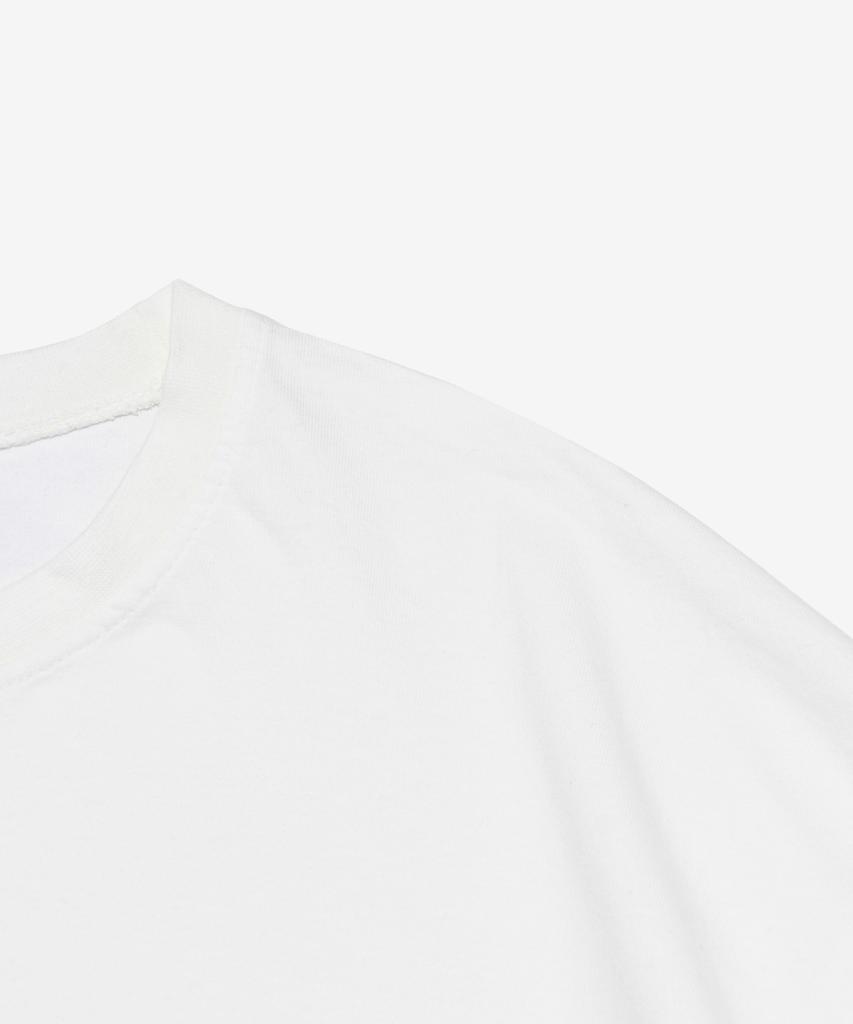 TAILOR STUDIO Taylor Univ Graphic T-Shirt (White)