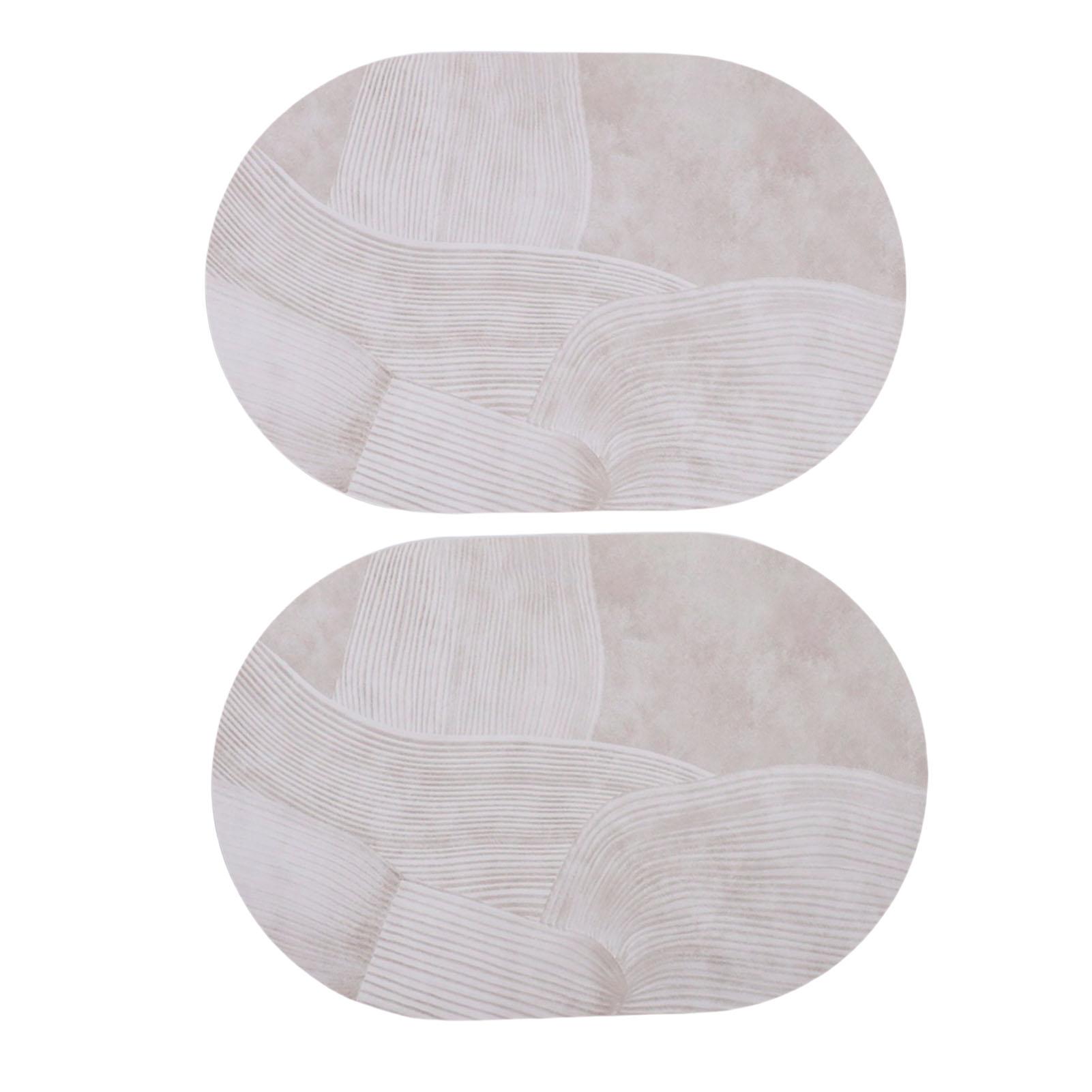 

4PCS Table Mats Non Slip Heat Proof Washable Leather Oval Shape Dining Table Place Mats for Home Restaurant