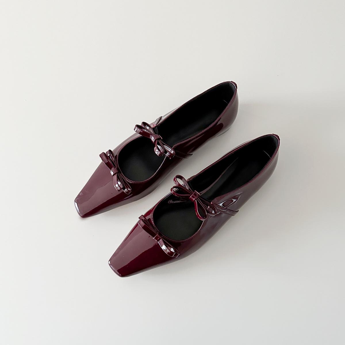 

Spot sheepskin version~ Small square head bow light mouth single shoe inner height increase French word belt silver Mary Jane shoes 40 красный