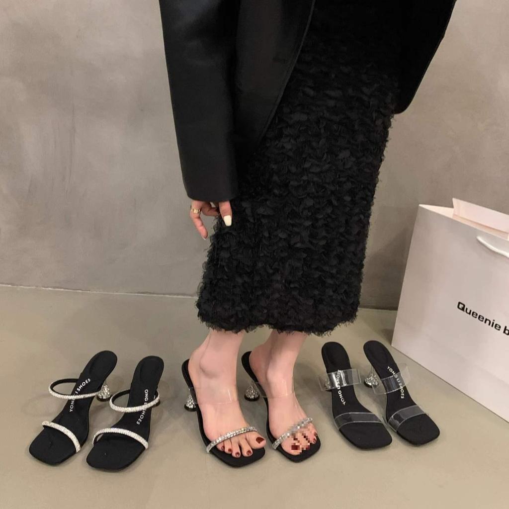 Damen 2025 Sommer Sandalen mit quadratischer Zehenpartie und Kristallabsatz - Schwarze Strass-Sandalen