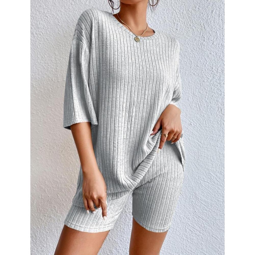 Women's Spring Solid Color Casual Outfit, Crew Neck Loose Top & Shorts Two-Piece Set
