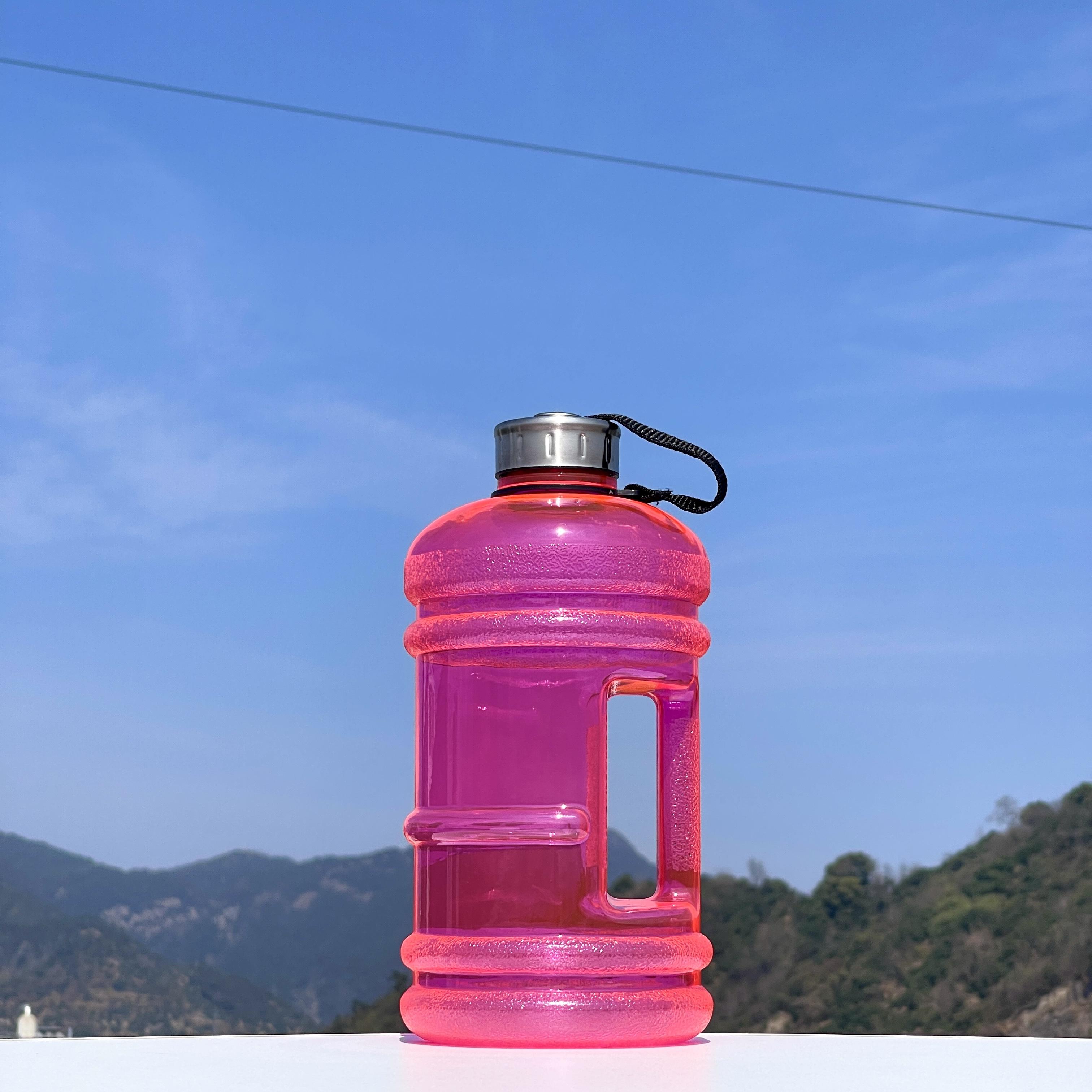 Sleek Leak-Free Sports Water Bottle - Stylish  Portable for Travel Hiking Outdoor Adventure (2350ml) 2350ml розовый