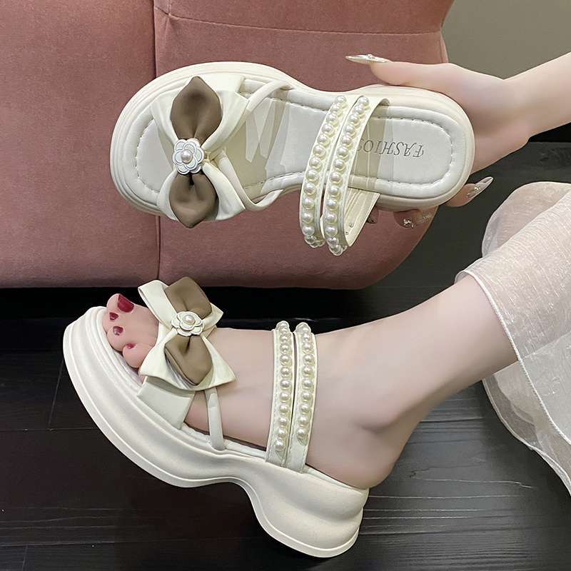 With skirts, pearl sandals, women's summer outer wear 2025 new bow thick sole height increase two wear Roman cool slippers