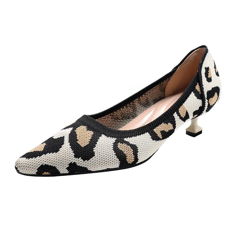 Spring and Autumn Flying Knitted Single Shoes Middle Heel Knitted Flying Thread Knitted Thin Heel Cat Heel Ladle Shoes