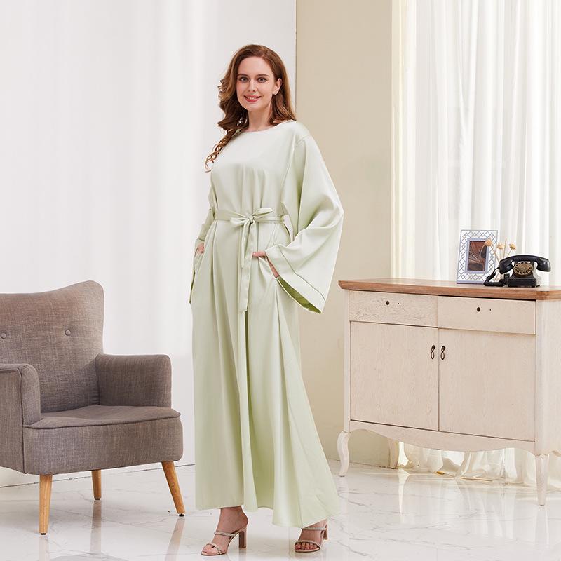 TikTok-Inspired Simple Casual Muslim Women's Robe Dress