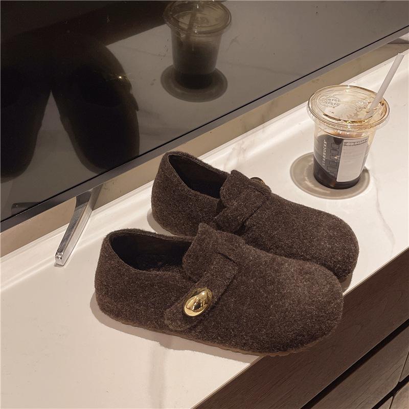 

Хлеб Мао Мао туфли женские туфли носить 2025 осень и зима новый бархат интернет-знаменитость мода жемчужная платформа домашние хлопковые туфли 40 темно-коричневого