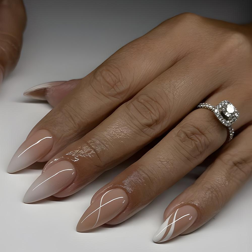 24 Peças Unhas Postiças Francesas Amêndoa Douradas Simples Ovais Cobertura Total Pontas de Unha Press-On Unhas Postiças Usáveis