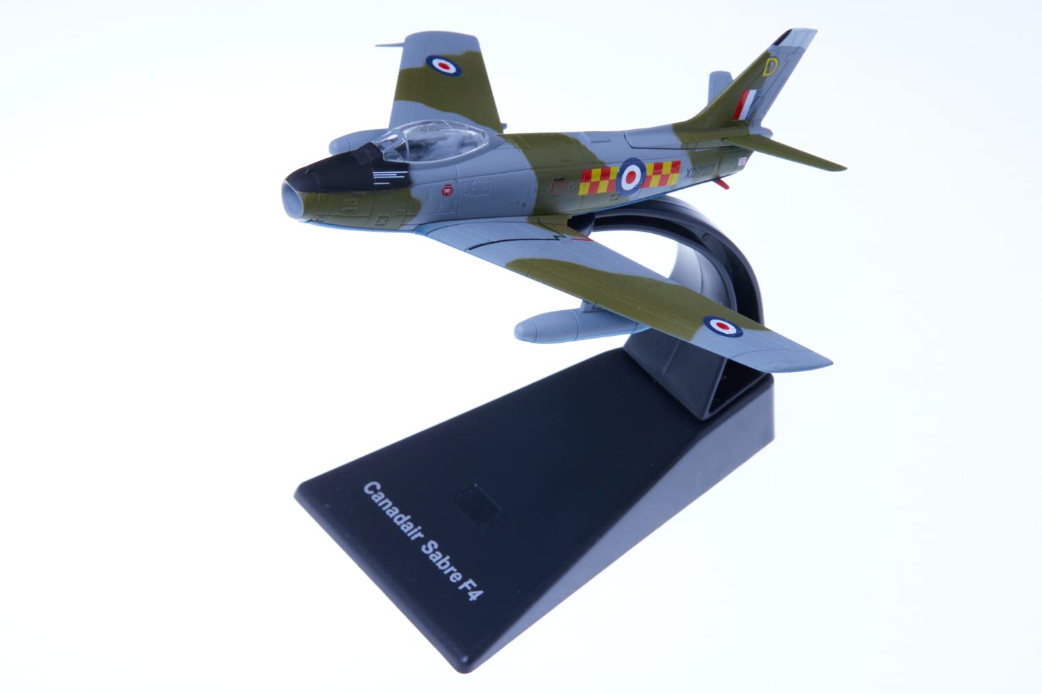 

Scale Complete Royal Air Force Aircraft Canadair Sabre RAF 1955 1/100 Model, F4, Linton-on-Ouse, [Used]