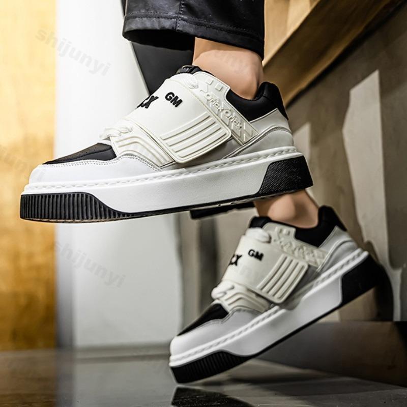 Fashion 2025 Spring New Niche Design Thick Sole Casual Shoes for Men Fashion Trend Comfortable Low Top Shoes Color Block Chunky sneakers