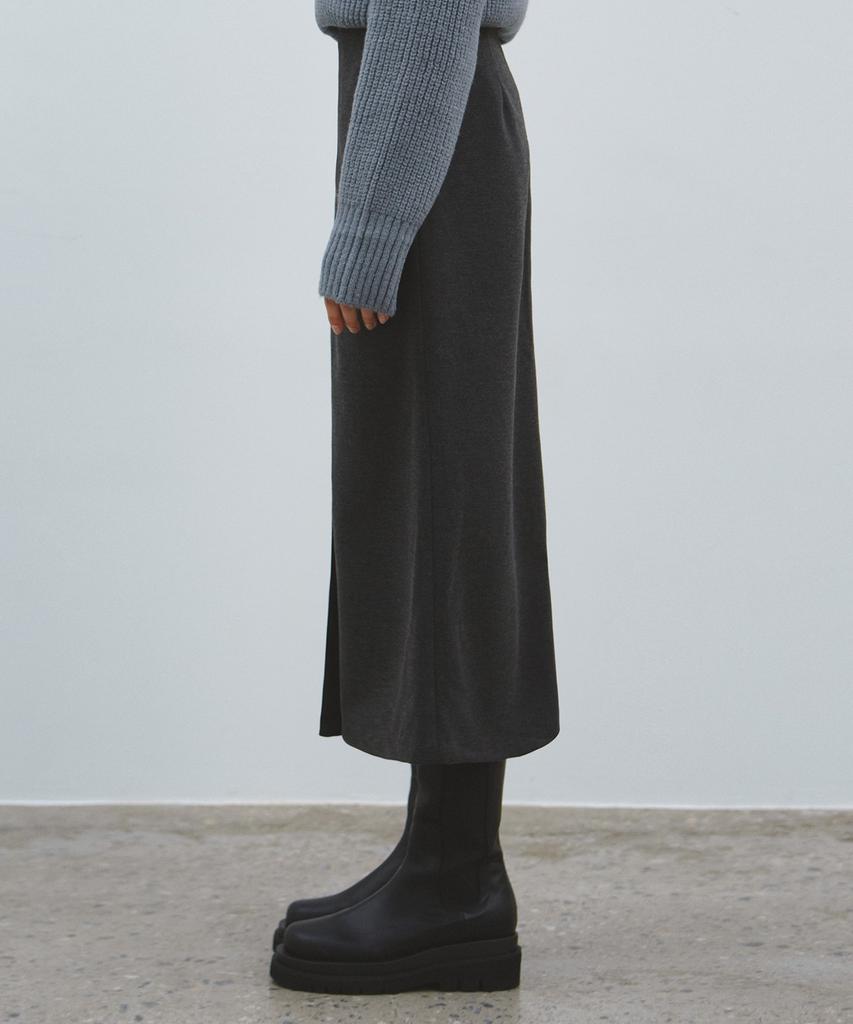 Nigaennikol Slit H Long Skirt_Charcoal