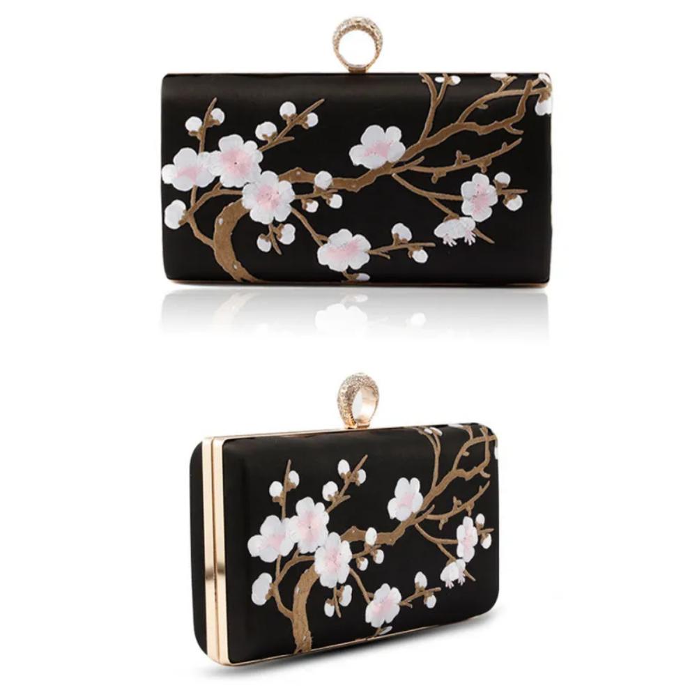 Výšivka/Znak s korejskou sérií Velká švestka