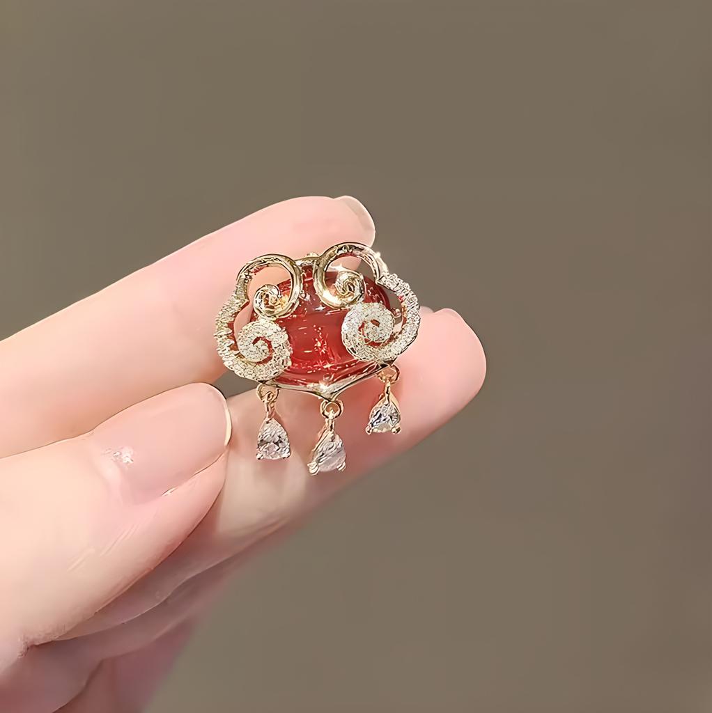 Xiangyun Ruyi Lock Brooch, National Style Woman, Festive Festival Anti-Light Bow Tie Pin, National Tide Gift Clothes And Accessories