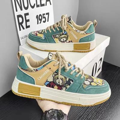 Scarpe di Tela da Uomo Nuove Sneakers con Zeppa Scarpe da Skate Orso Trendy con Lacci Uomo Scarpe Casual Versatili da Strada Tenis Masculino