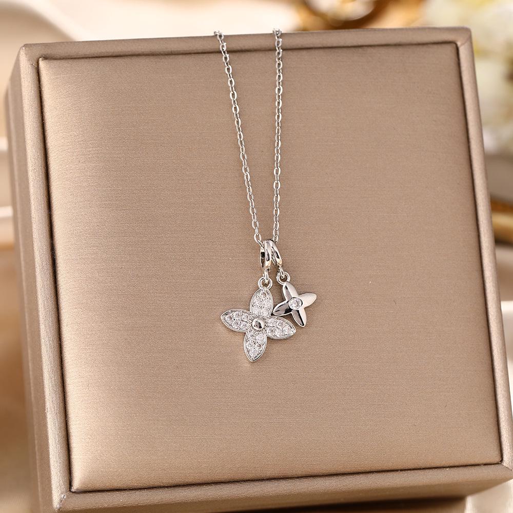 Women's Silver Titanium Steel Necklace with Micro-Inlaid Zircon - Elegant, Durable Clavicle Chain Jewelry