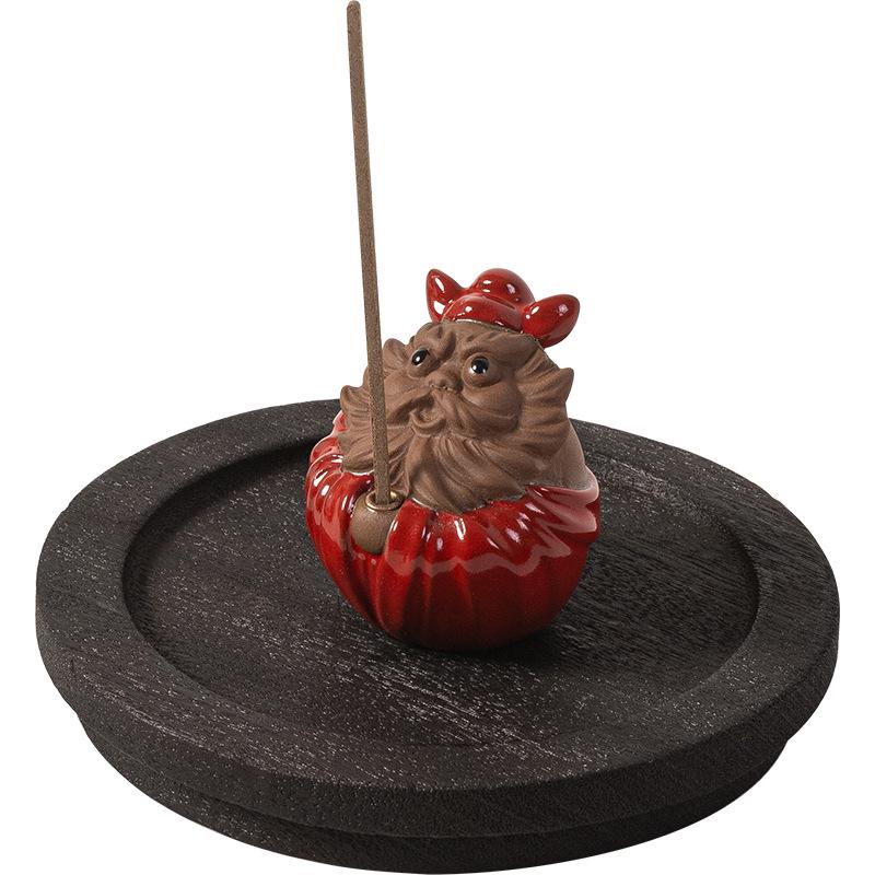 Zhong Kui Ceramic Incense Burner and Holder for Indoor Use - Tea Table Ornament