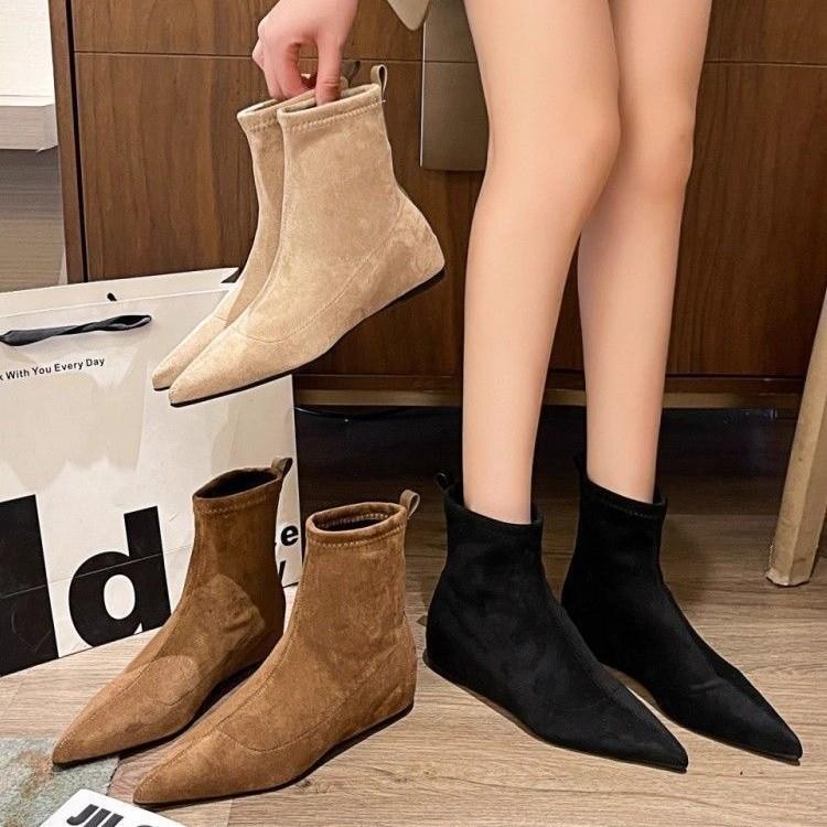Kurze Stiefel jährlich spitze Zehenpartie matt flacher Absatz Füße nicht müde weicher Boden lässig dünne Stiefel Wind Elastizität