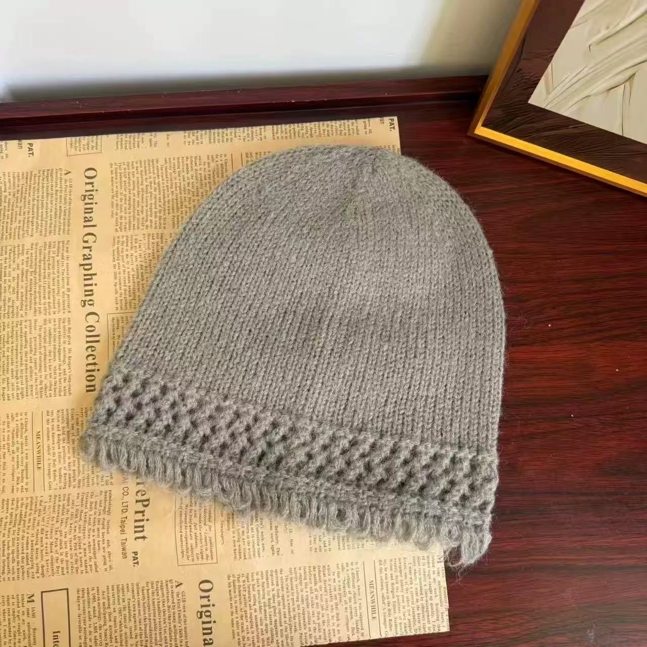 

New Fashionable Tassel Edged Knitted Hat for Women Versatile Face Showing Small Woolen Cold Hat Korean Style Trendy Hat one size