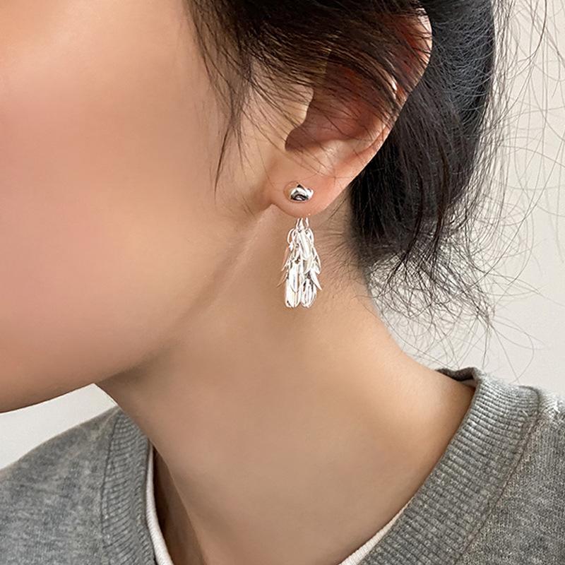 Design Sense Wheat Ear Metal Fringed Stud Earrings Women Light Luxury Personality Simple Fashion Temperament Elegant Versatile Earrings Earrings
