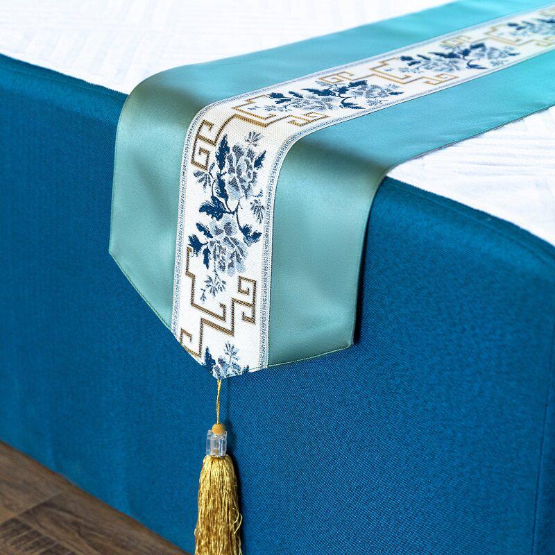 

Foot Massage Stool Beauty Salon Bed Cover Set - Light Luxury Towel and Mat 30x120 cm