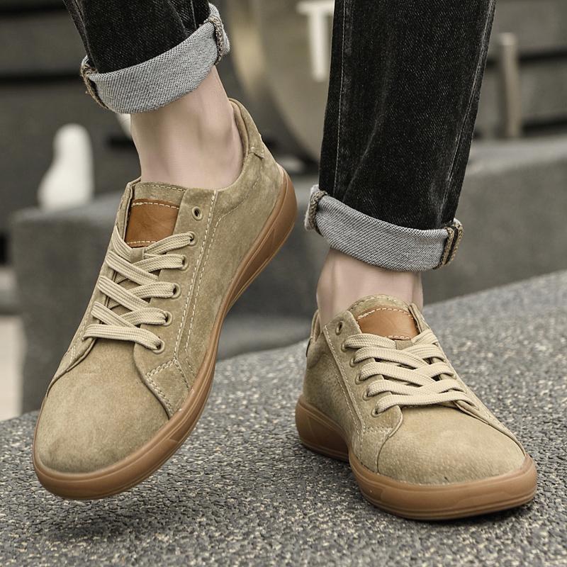 Modne Klasyczne Antypoślizgowe Trampki 2025 Nowy Trend Codzienne Skórzane Buty Sznurowane Komfortowe Męskie Buty do Skateboardu Outdoor Miękkie Formalne Buty do Sukienki